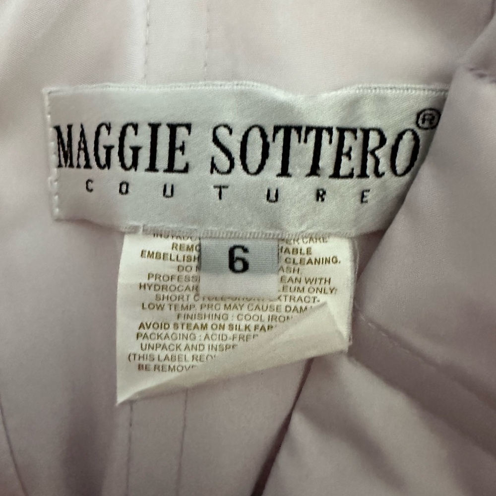 EUC Maggie Sottero Lavender/Lilac Ivory Wedding Dress - Picture 7 of 7